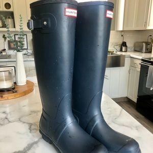 Navy Hunter Boots